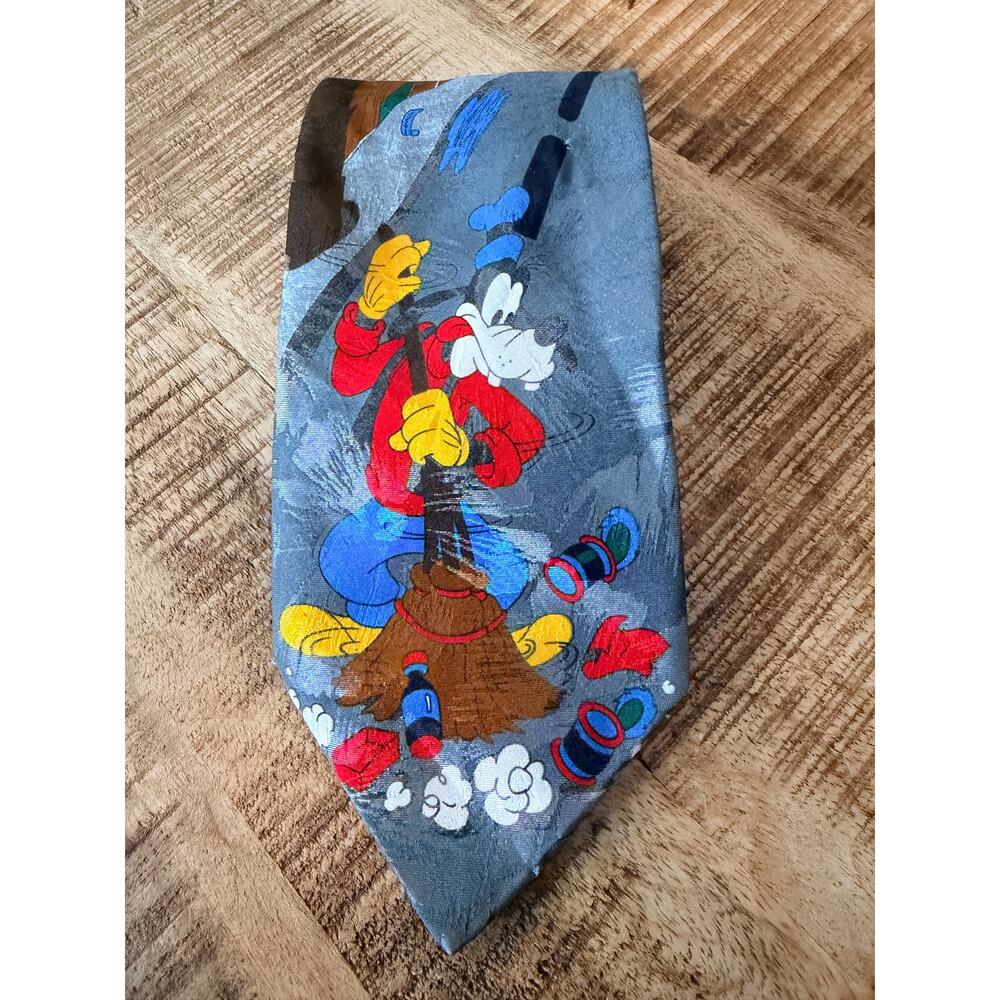 Disney Mickey Unlimited Goofy Necktie Vintage 90s Cartoon Novelty Tie